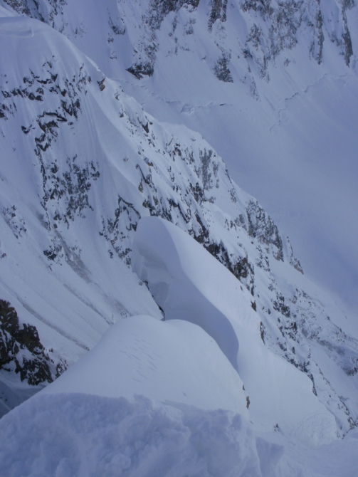 Новая линия на Мамисон от Сумской двойки. (Альпинизм, цей, зима, первопрохождение, сумы)