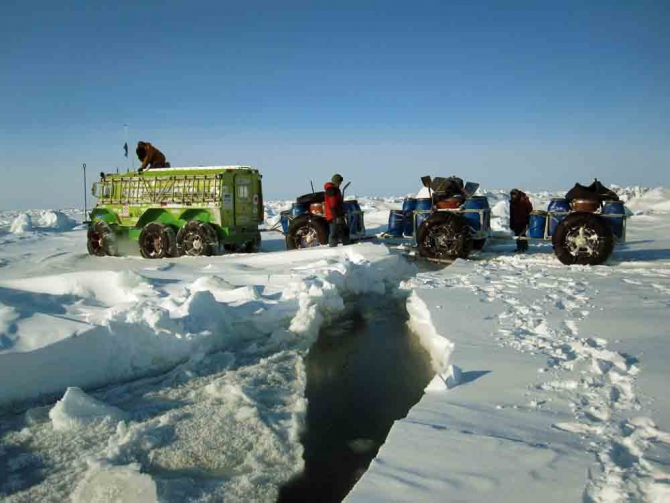 Морская ледовая автомобильная экспедиция началась! (Вода, млаэ, Василий Елагин, емеля)