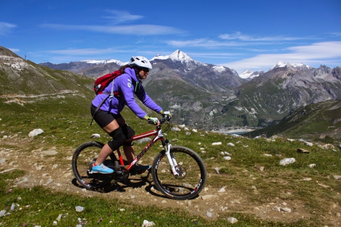 «Савойские трейлы и байк-парки». Великолепный Тинь (Вело, маунтинбайк, франция, лето в горах)