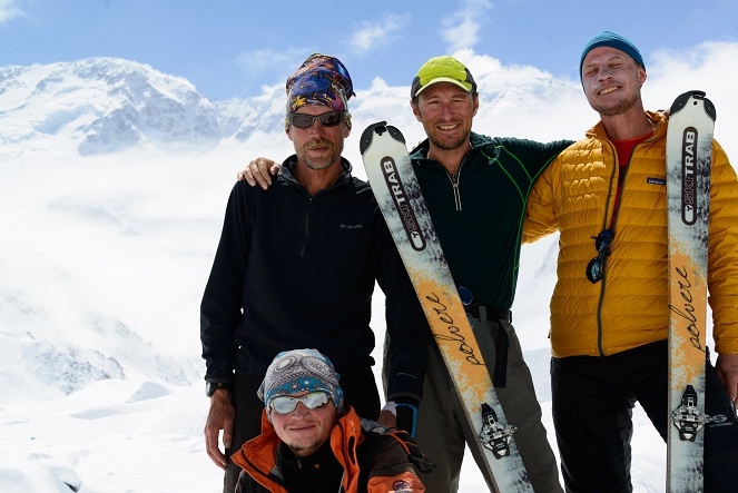 Пик Победы-2014. Маршрут В. Абалакова. Команда "Камчатка". (Альпинизм)