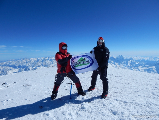Каждый год мы с друзьями ходим на зимний Эльбрус (Альпинизм, экспедиция, кка)