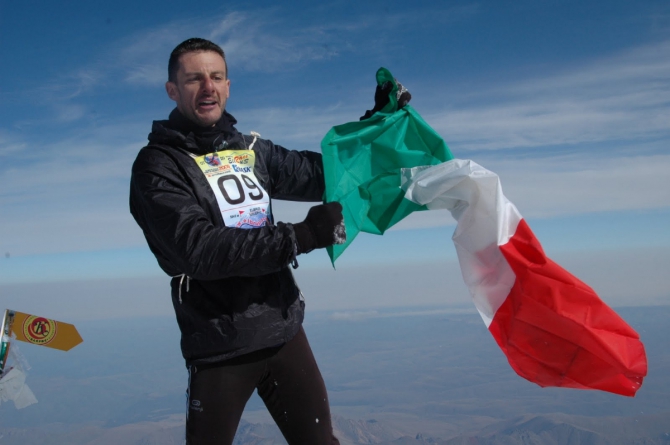 Участник VI и IX Elbrus Race готовится установить "рекорд рекордов" в Океании (Альпинизм, international elbrus race, 7 вершин)