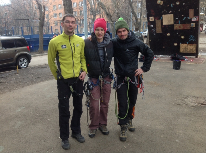 Лично-командный Чемпионат Вузов г. Москвы по ледолазанию в 2015г - в это воскресенье 29 марта! (Ледолазание/drytoolling, фаис, крюконоги, sterling rope, drytooling, драйтулинг)