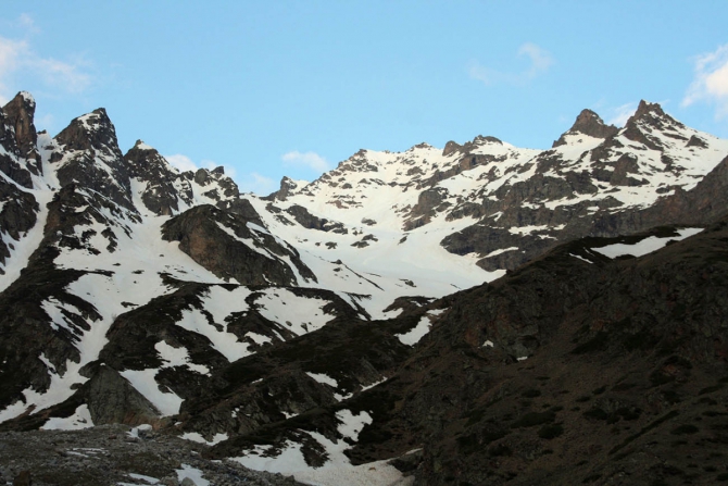 На ски-туре в ущелье Адырсу. "РИСК онсайт" №64 (риск 64, горы, ски-альпинизм, кавказ, уллутау, приэльбрусье)