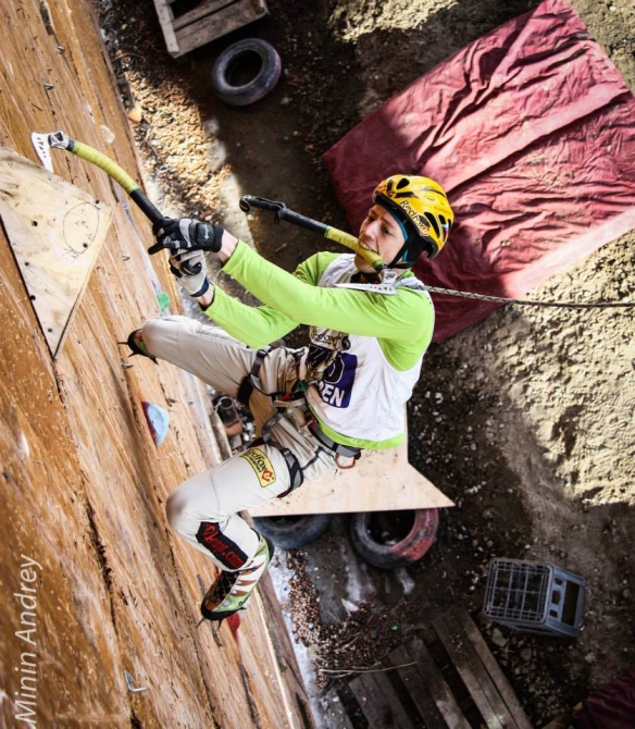 Радомир Прощенко. Что противопоставить "швейцарским машинам" (Ледолазание/drytoolling, ледолазание, лед, тюмень, ice wc, кубок мира по ледолазанию, киров, интервью)