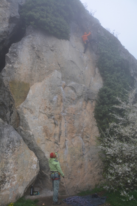 Суровая крымская весна (Скалолазание, Крым весной, красный камень, никита, скалолазание)