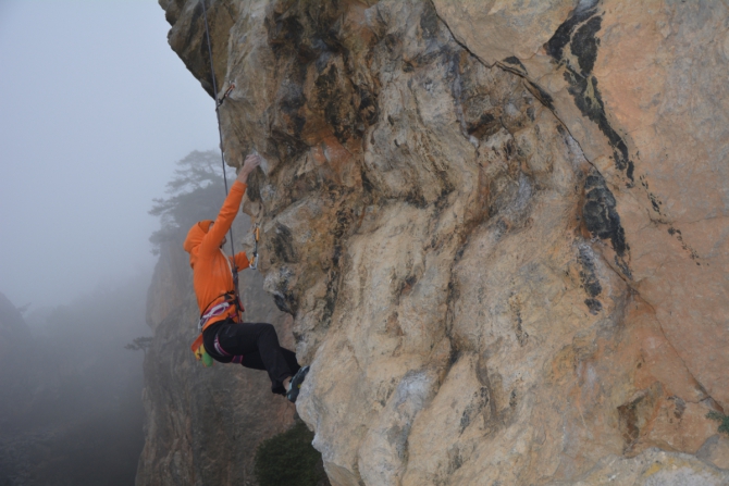 Суровая крымская весна (Скалолазание, Крым весной, красный камень, никита, скалолазание)