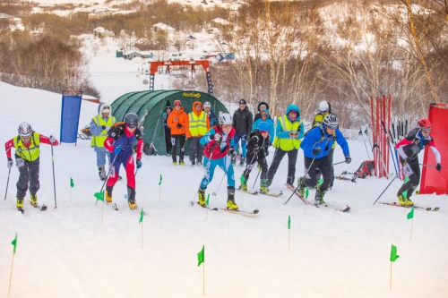 Итог спортивного сезона на Камчатке по ски-альпинизму 2014-2015. (Ски-тур, ski-mountaineering, ski-tour)