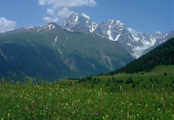 Многоликая Ушба. Фотоальбом (Горный туризм)