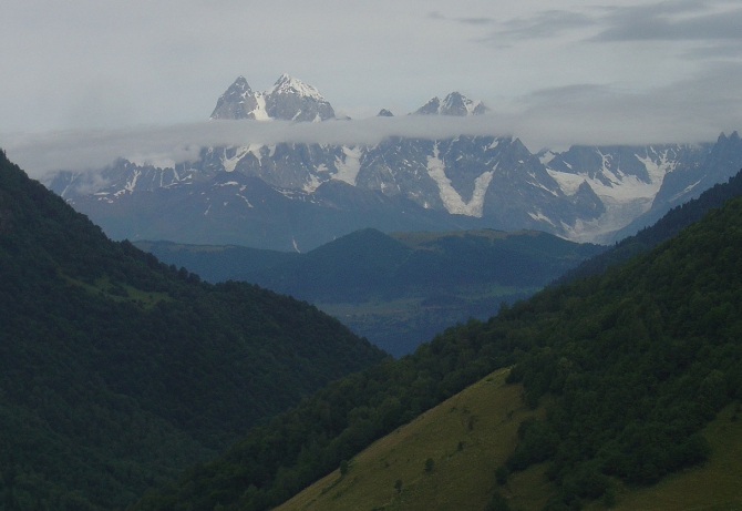 Многоликая Ушба. Фотоальбом (Горный туризм)
