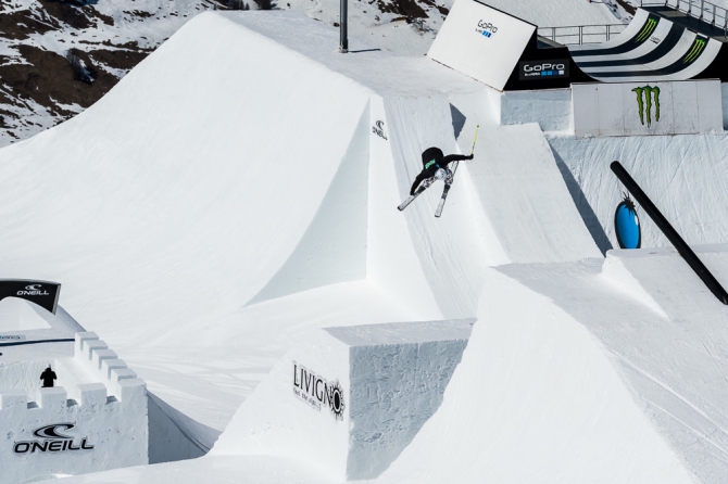 Сноубордист Свен Торгрен и лыжник Лука Шулер стали победителями Suzuki Nine Knights 2015 в Ливиньо (Горные лыжи/Сноуборд)