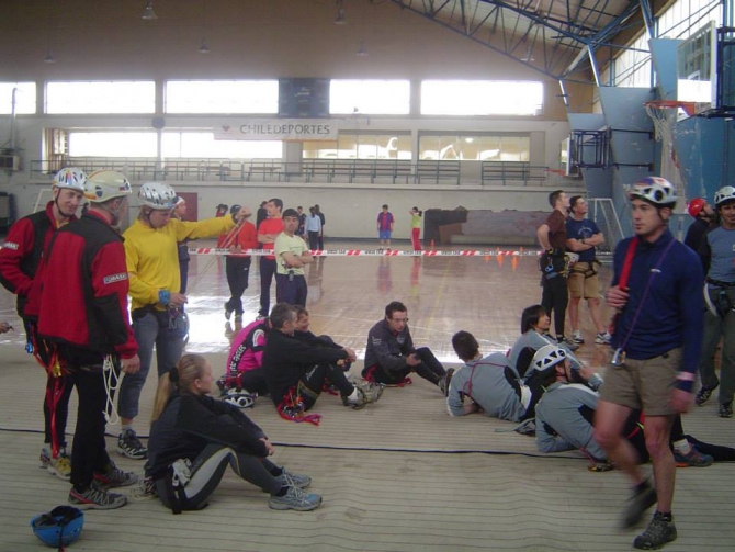 Если вы никогда не тонули в Магелановом проливе, в шторме, сидя в байдарке, во время соревнований, можно почитать, как это было у нас.. (Мультигонки, Patagonia expedition race, патагония, чили, Пунта-Аренас, Торрес-дель-Пайне, Перрито-Морено)