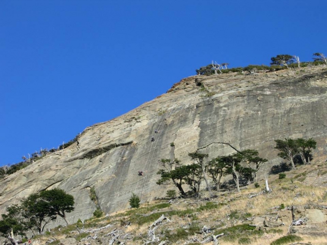 Если вы никогда не тонули в Магелановом проливе, в шторме, сидя в байдарке, во время соревнований, можно почитать, как это было у нас.. (Мультигонки, Patagonia expedition race, патагония, чили, Пунта-Аренас, Торрес-дель-Пайне, Перрито-Морено)