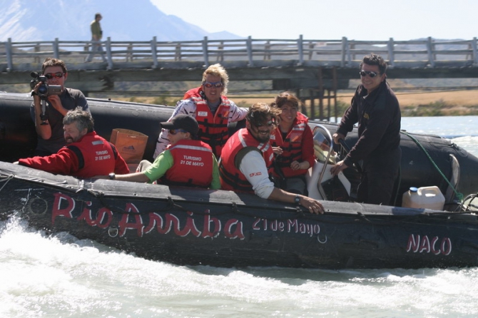 Если вы никогда не тонули в Магелановом проливе, в шторме, сидя в байдарке, во время соревнований, можно почитать, как это было у нас.. (Мультигонки, Patagonia expedition race, патагония, чили, Пунта-Аренас, Торрес-дель-Пайне, Перрито-Морено)