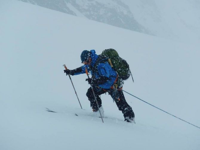 Первые экзамены в школе горных гидов России (Альпинизм, школа горных гидов, фар, petzl, gore-tex, red fox, альпиндустрия, замберлан)