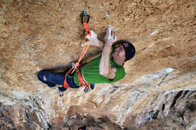 Икер Поу: Big men (9a+) в Фрагеле (Майорка, Скалолазание, скалолазание, испания)