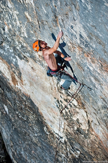 Новые маршруты на Зубе Морчеки (Скалолазание)