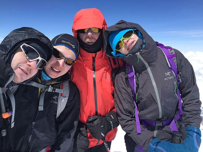 Red Fox Elbrus Race. К скоростному восхождению готовы и участники и организаторы (Альпинизм)