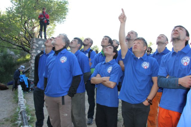 Севастопольские спасатели получили подарок (Альпинизм)