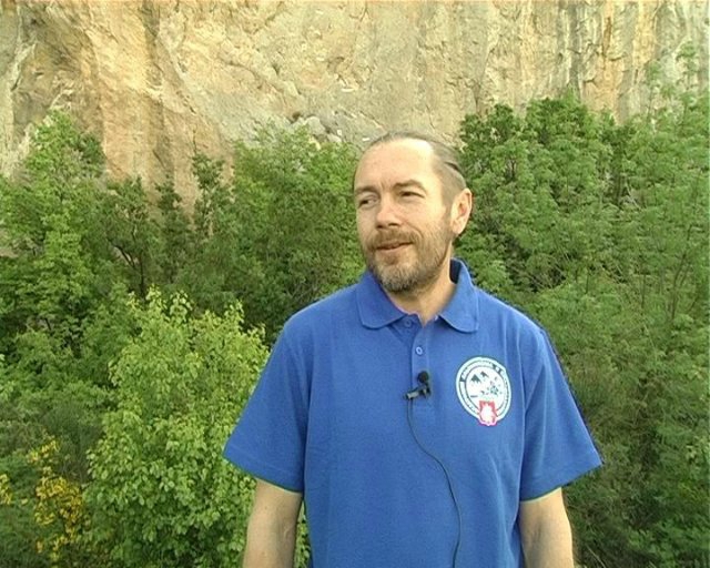 Севастопольские спасатели получили подарок (Альпинизм)