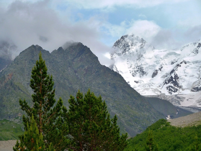 Чегем - Безенги (Горный туризм, Тютюргу, столбовой, Джорашты, дети, маи)