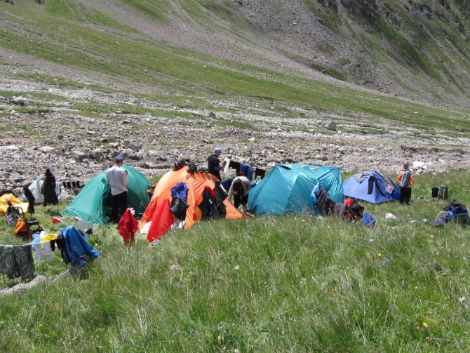 Чегем - Безенги (Горный туризм, Тютюргу, столбовой, Джорашты, дети, маи)