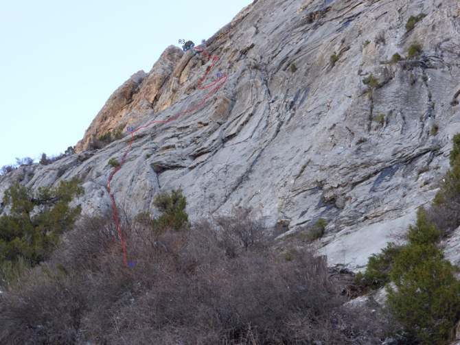 Дугоба: новый маршрут на Малый Замок (Альпинизм, памиро-алай, описание, тюлюпо, 3б)