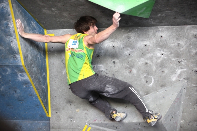 Интервью с вице-чемпионами России-2015 в боулдеринге (Скалолазание, красноярск, чемпионат россии, скалолазание, дмитрий шарафутдинов, юлия абрамчук, свердловская область, санкт-петербург)