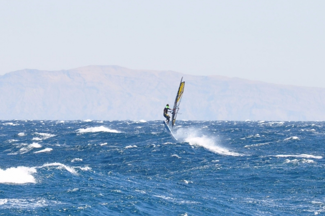 Здесь и сейчас (Вода, поэзия, виндсерфинг, дахаб, южный синай, египет)