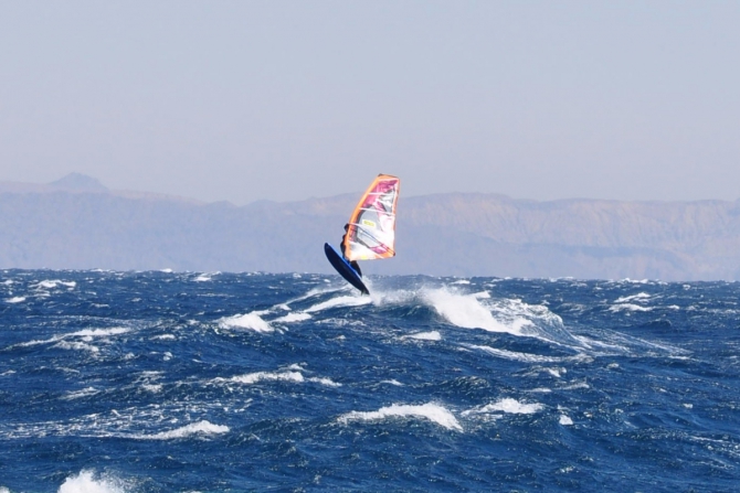 Здесь и сейчас (Вода, поэзия, виндсерфинг, дахаб, южный синай, египет)