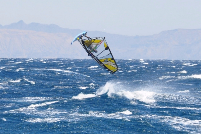 Здесь и сейчас (Вода, поэзия, виндсерфинг, дахаб, южный синай, египет)