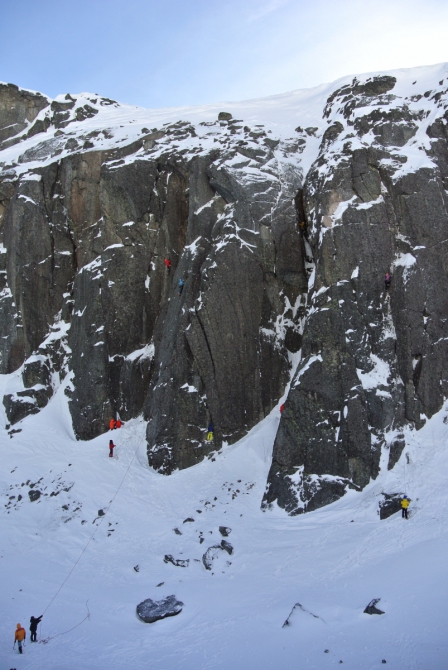 Школа Микста в Хибинах. Фоторассказ. (Альпинизм, хибины, кировск, школа альпинизм, нефедов, сергей, скальное, юкспор, городская щель, шестихин)