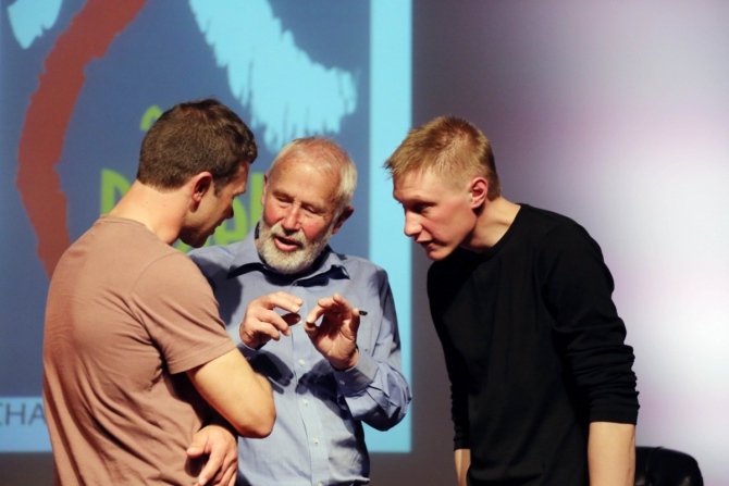 По следам Piolets d'Or. Александр Гуков и Алексей Лончинский (Альпинизм, события, горы, золотой ледоруб, экспедиции, награды, шамони, курмайор, крутые, восхождения 2014 года)