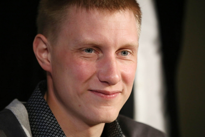 По следам Piolets d'Or. Александр Гуков и Алексей Лончинский (Альпинизм, события, горы, золотой ледоруб, экспедиции, награды, шамони, курмайор, крутые, восхождения 2014 года)