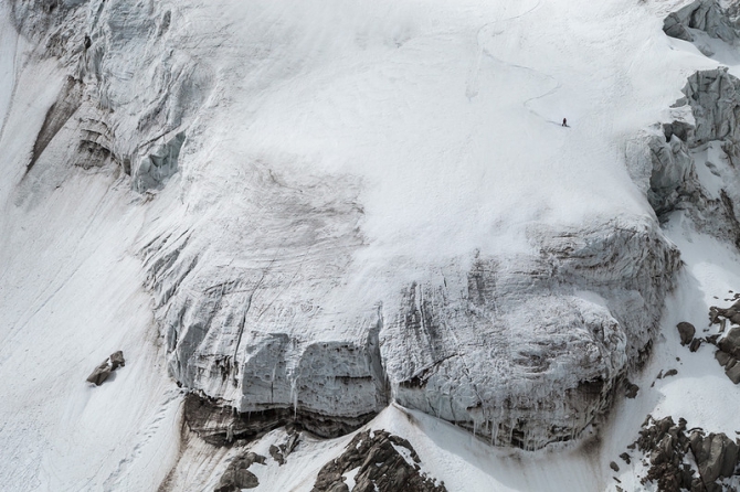 Первопроезд маршрута «По Лапе» на пике Молодежном (D, 5.1, E3, III, Горные лыжи/Сноуборд, алекс кузмицкий, альп-фрирайд, фрирайд, скитур, тянь-шань, первопроезды, snow sense, гиды)