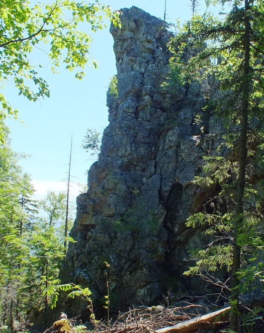 Скалы, г. Мал. Увал, хр. Бол. Сука. (Скалолазание)