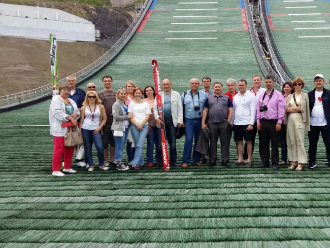 Готовим сани летом: Сочи профессионалы обсудили зимний спорт (Горные лыжи/Сноуборд)