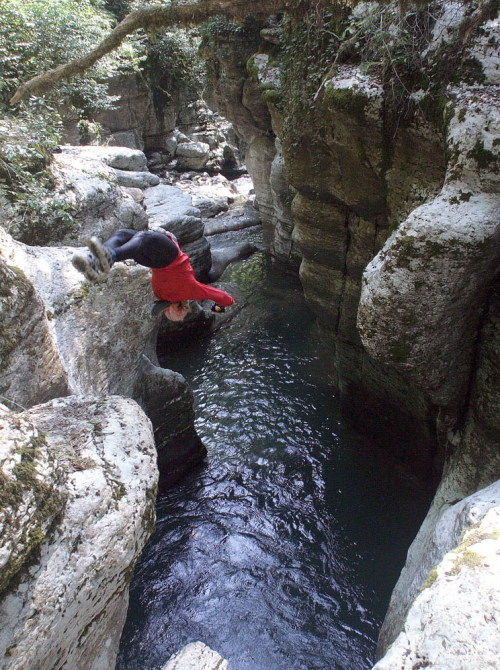 Сliff diving в Сочи! (Горные лыжи/Сноуборд, инна диденко, каньоны, cliff diving)