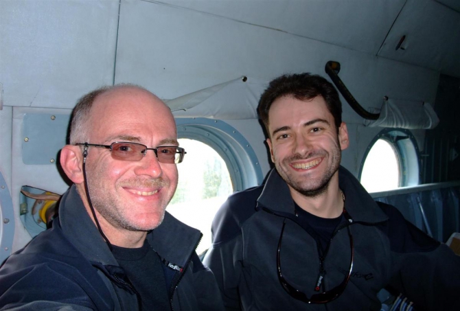 Жизнь на Хане. Энциклопедия в картинках. Вертолёты. (Альпинизм, киноэкспедиция, хан тенгри)