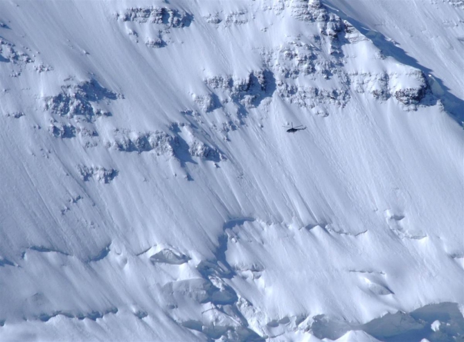 Жизнь на Хане. Энциклопедия в картинках. Вертолёты. (Альпинизм, киноэкспедиция, хан тенгри)