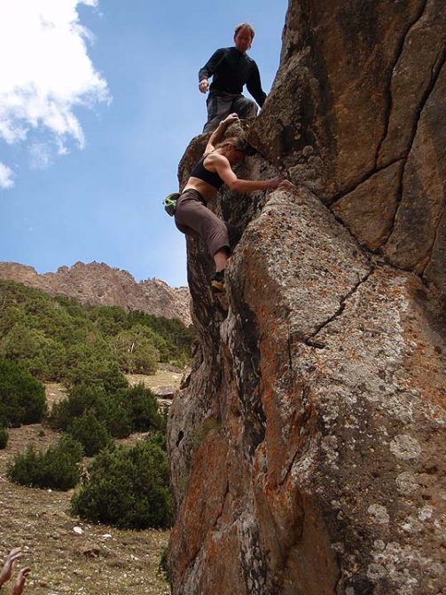 На пик А. Блока соло по новому пути. (Альпинизм, азия, максименя, первопроход)