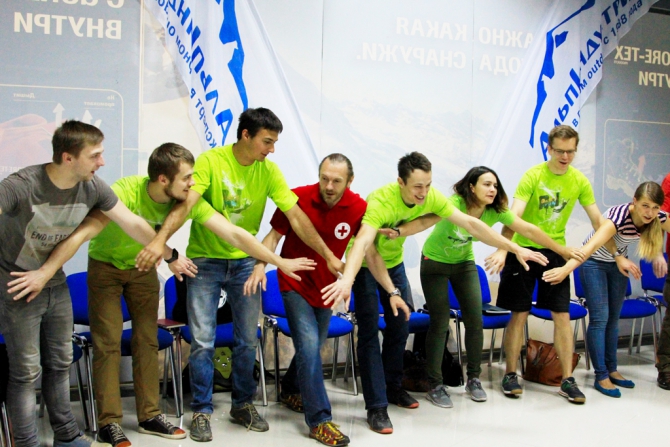 Как спасти другого и не погибнуть самому? (Ropejumping, Красный крест, первая помощь, альпиндустрия, обучение, экстримфест, Ex3mfest 2015)