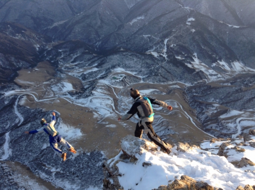 Время лезть и время летать. (Альпинизм)