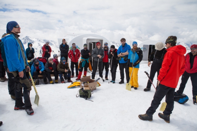 АльпИндустрия на Эльбрусе или сотрудника в горы тяни ;-, Горный туризм, восхождение, приключение)