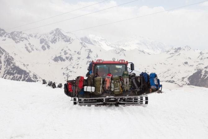 АльпИндустрия на Эльбрусе или сотрудника в горы тяни ;-, Горный туризм, восхождение, приключение)