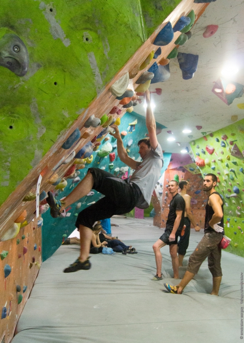 Весенний зачёт МЭИ. Сезон 2015. Впечатления (Альпинизм, каис мэи, фаис москвы, Лосиный остров, скалодром RockZona, сосулька маи, альпиндустрия, спорт-марафон, petzl, la sportiva, Трасса)