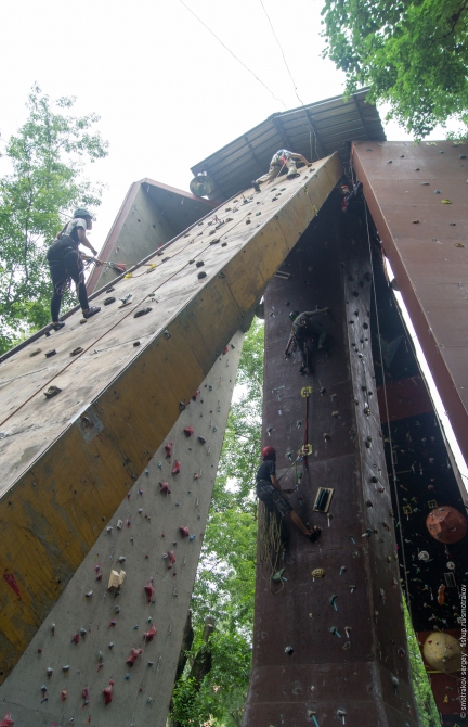 Весенний зачёт МЭИ. Сезон 2015. Впечатления (Альпинизм, каис мэи, фаис москвы, Лосиный остров, скалодром RockZona, сосулька маи, альпиндустрия, спорт-марафон, petzl, la sportiva, Трасса)