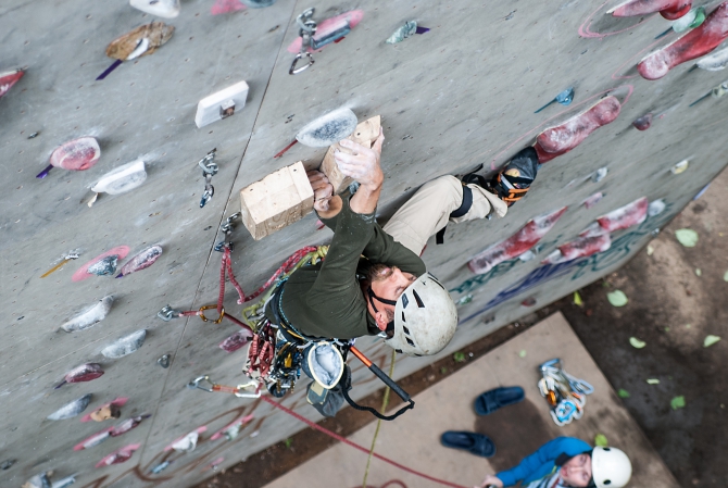 Весенний зачёт МЭИ. Сезон 2015. Впечатления (Альпинизм, каис мэи, фаис москвы, Лосиный остров, скалодром RockZona, сосулька маи, альпиндустрия, спорт-марафон, petzl, la sportiva, Трасса)