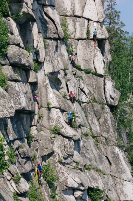 Мысли о вечном. И девчонки. (Альпинизм, крутота, фасо, альпинизм, скальный класс)