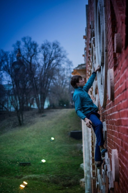 Скалолазание вне скал и тренажеров (climbing bouldering solo скалолазание боулдеринг)